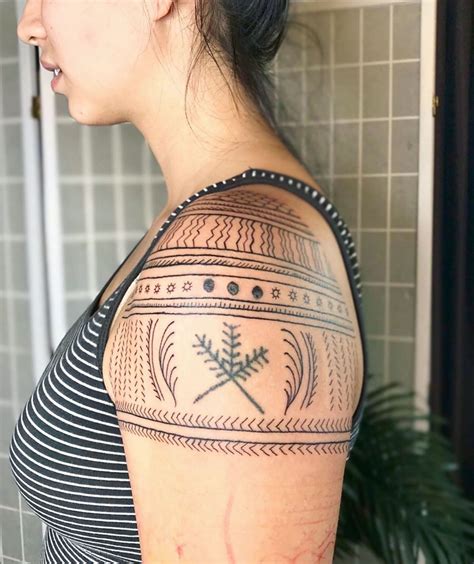 traditional philippine tattoo.